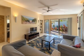 Coastal Family Villa | Living room - Ingenia Holidays Byron Bay (Byron Bay)