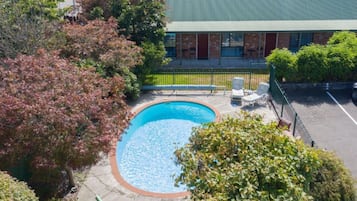 Seasonal outdoor pool, pool umbrellas, sun loungers