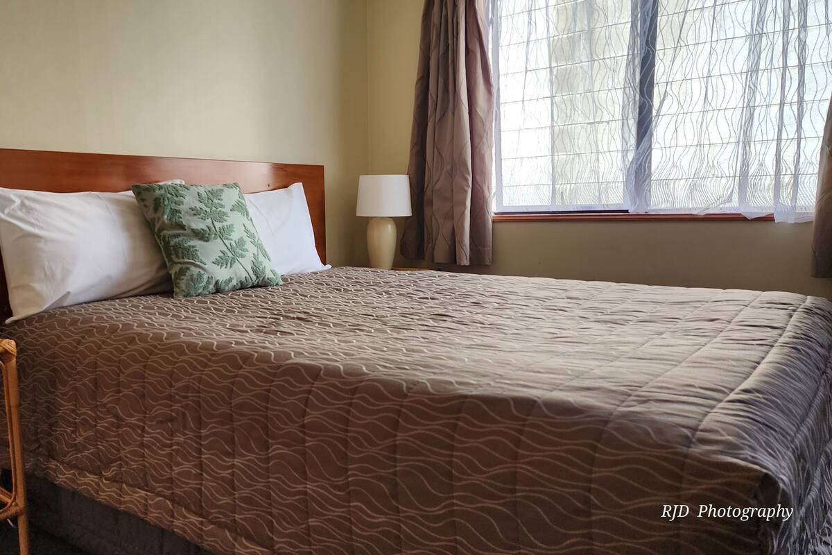 Apartemen Eksekutif, 1 kamar tidur | 1 kamar tidur, kedap suara, setrika/meja setrika, dan Wi-Fi gratis