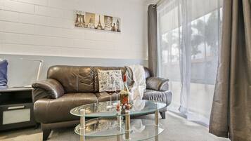 Deluxe Double Room, 1 Queen Bed, Non Smoking