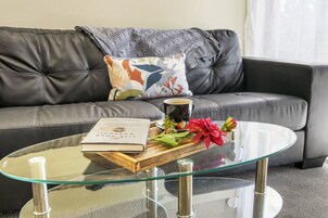 Quarto casal standard, 1 cama Queen, para não fumantes | Escrivaninha, espaço de trabalho para notebook