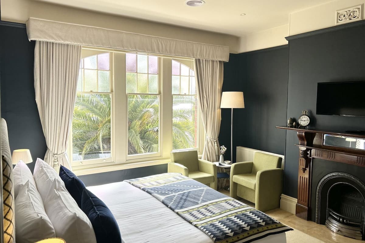 Premium bedding, pillowtop beds, minibar, individually decorated