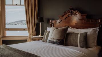 Queen Waterview - Knopwood Room | Premium bedding, pillowtop beds, minibar, individually decorated