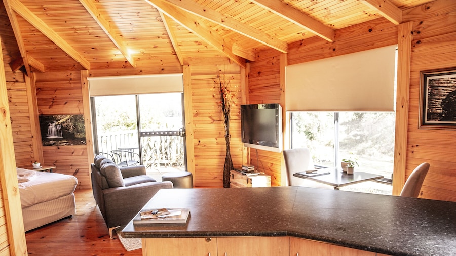 Little Norfolk Bay Events and Chalets