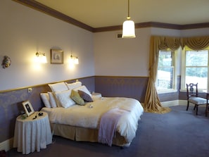 The Jacaranda Suite | Free WiFi