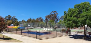 Children’s play area – outdoor