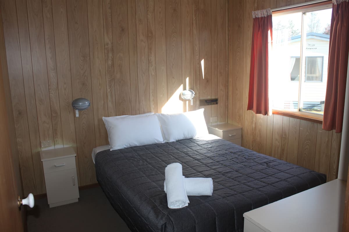 Basic Cabin, 2 Bedrooms (Park Villa) | 3 bedrooms, iron/ironing board, bed sheets
