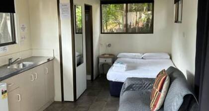 Batemans Bay Holiday Park - Hostel