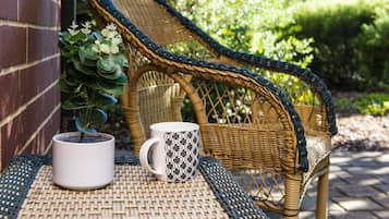 Chalet, 1 chambre, non-fumeurs, coin cuisine (Non Pet Friendly) | 2 chambres, coffres-forts dans les chambres, rideaux occultants