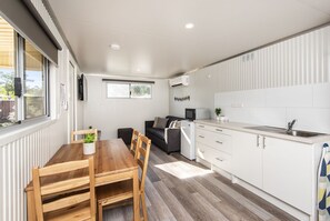 Kabin Superior (Pet Friendly) | Area keluarga