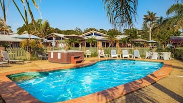 Outdoor pool, sun loungers