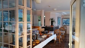 Breakfast area - Forstay Motel (Forster)