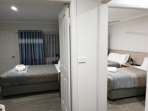 Iron/ironing board, rollaway beds, free WiFi - Forstay Motel (Forster)