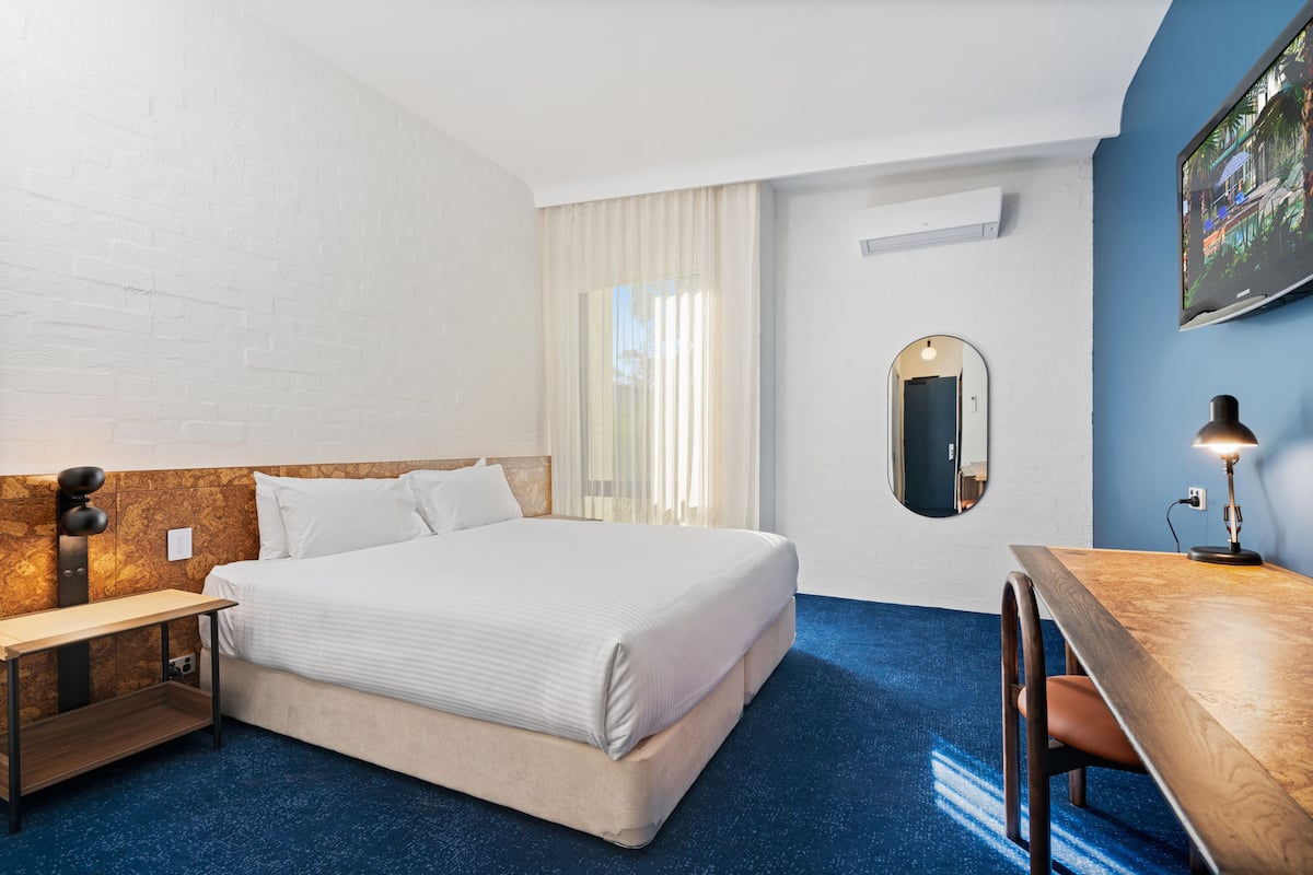 2 bedrooms, desk, blackout curtains, iron/ironing board