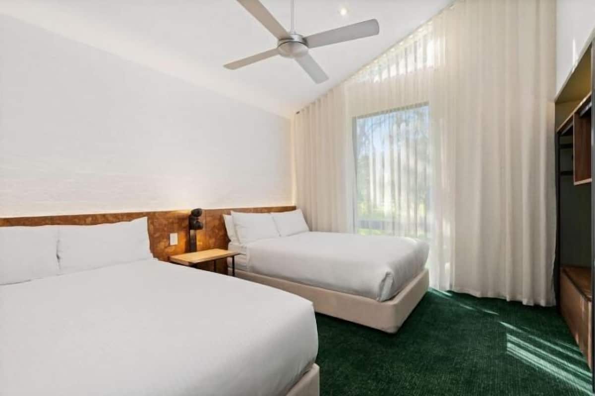 Desk, blackout curtains, iron/ironing board, free WiFi