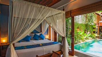 Deluxe Villa, 3 Bedrooms, Garden View, Poolside (TT Villa) | Minibar, in-room safe, individually decorated, individually furnished