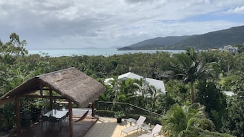 King Suite Room 2 | Balcony view