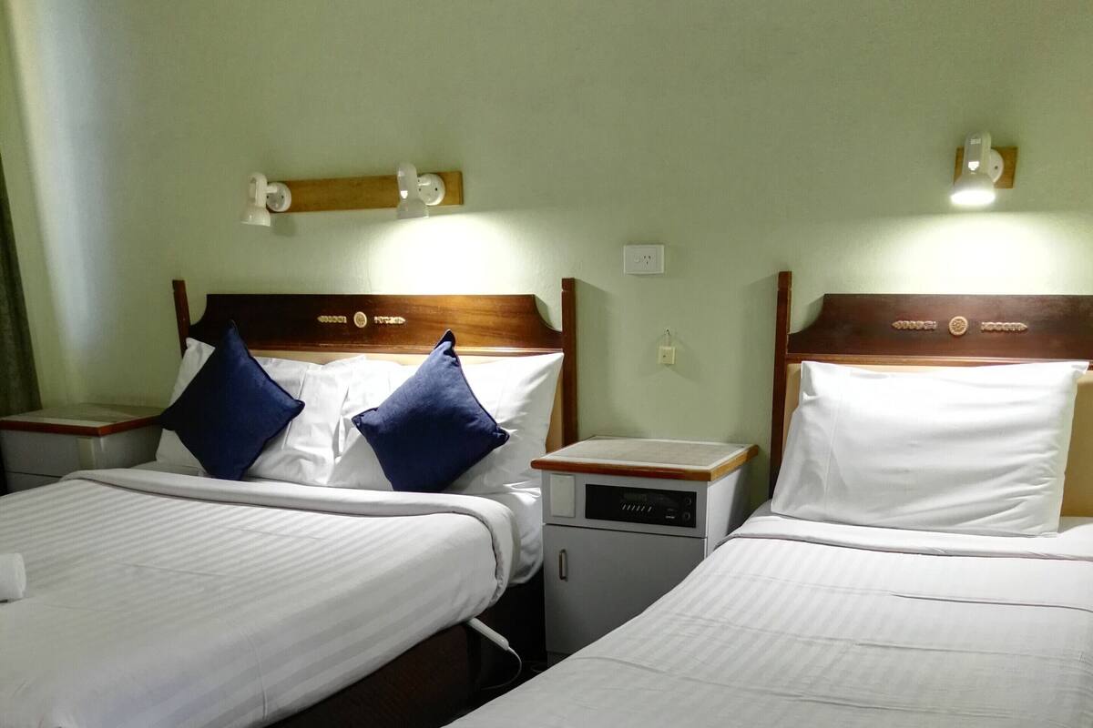 Standard Twin Room | Skrivebord, strykejern/-brett, wi-fi (inkludert) og sengetøy