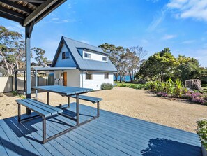 Terrace/patio - Four Seasons Waterfront Villas (Taranna)