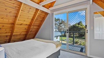 2 bedrooms, premium bedding, down duvets, pillow-top beds