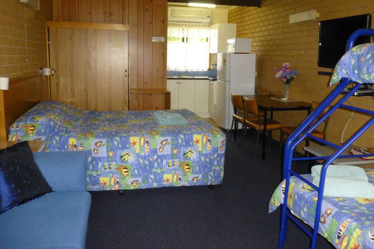 Quarto standard, para não fumantes, cozinha (Family Room)
