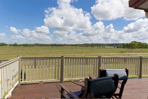 Standard Suite, Multiple Bedrooms, Non Smoking, Kitchen (Queenslander) | View from room