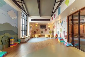 Children’s play area – indoor