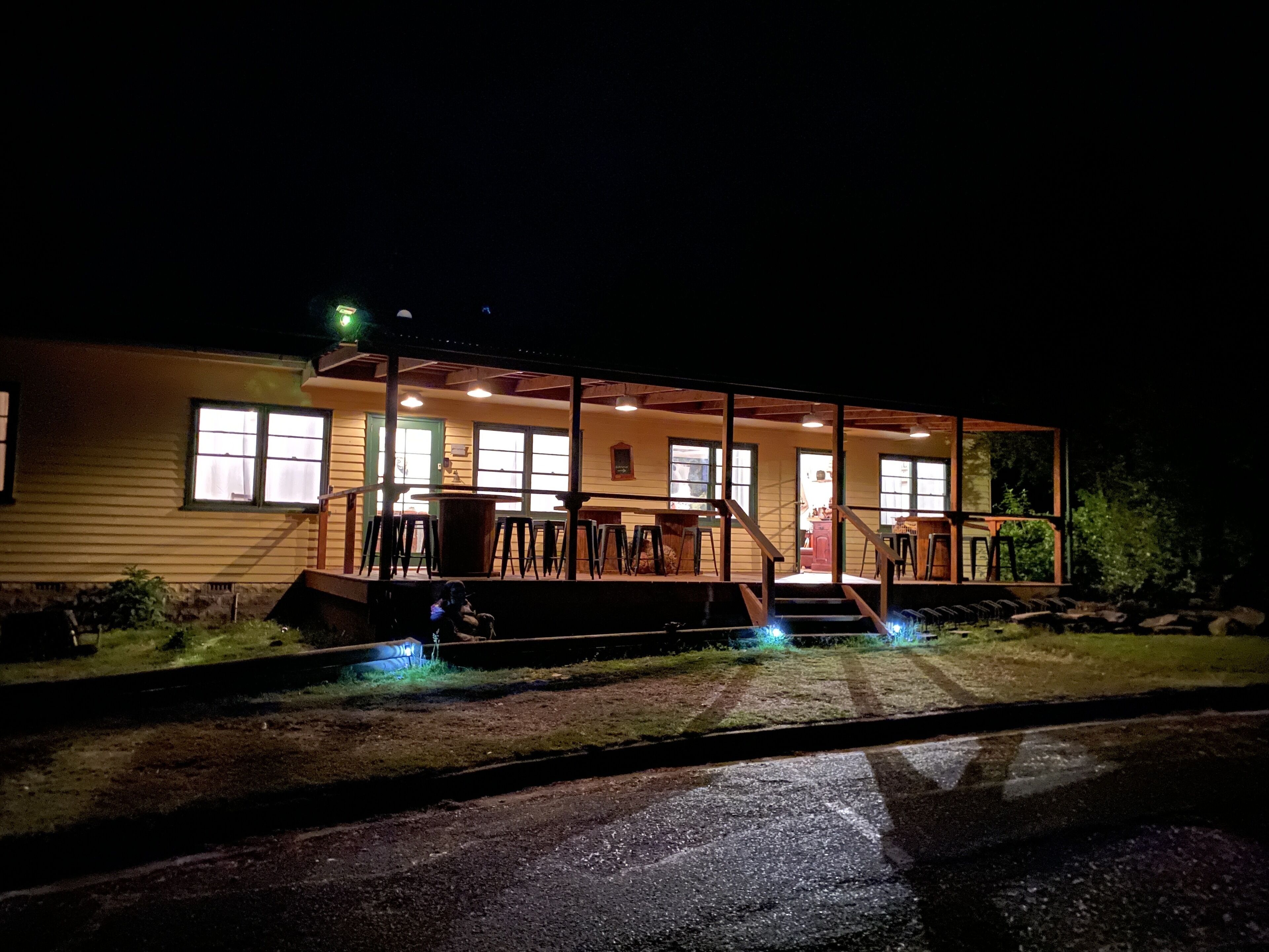 Giants Table and Cottages — image 21