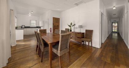 Giants Table and Cottages