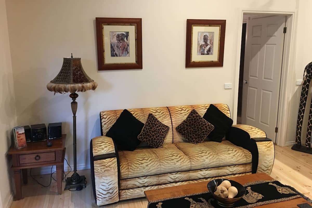 Standard Süit, 1 Yatak Odası, Sigara İçilmez, Mutfak (The African Cottage) | 1 yatak odası, minibar, ütü/ütü masası, çarşaf takımı