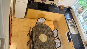 Phuket Lodge | 1 bedroom, minibar, iron/ironing board, bed sheets