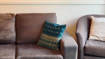 The Grange Jacuzzi Suite | 1 bedroom, minibar, iron/ironing board, bed sheets