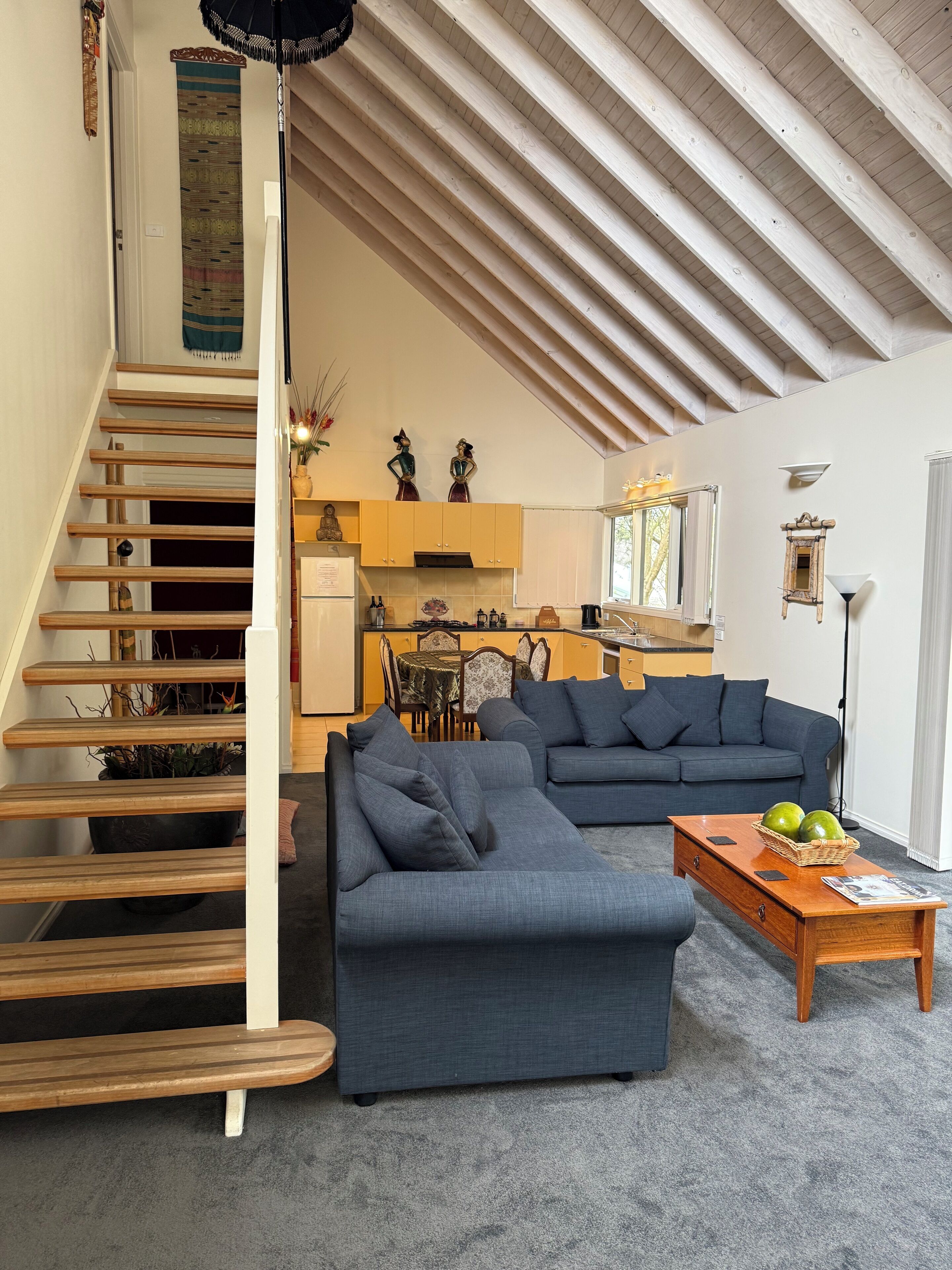 Phuket Lodge | 1 bedroom, minibar, iron/ironing board, bed sheets