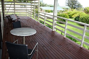 Exterior detail - Aataren Norfolk Island Villas (Norfolk Island)