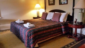 Family Room, Ensuite | Down comforters, individually decorated, individually furnished, desk - Darcys Hotel at Homebush (Homebush)