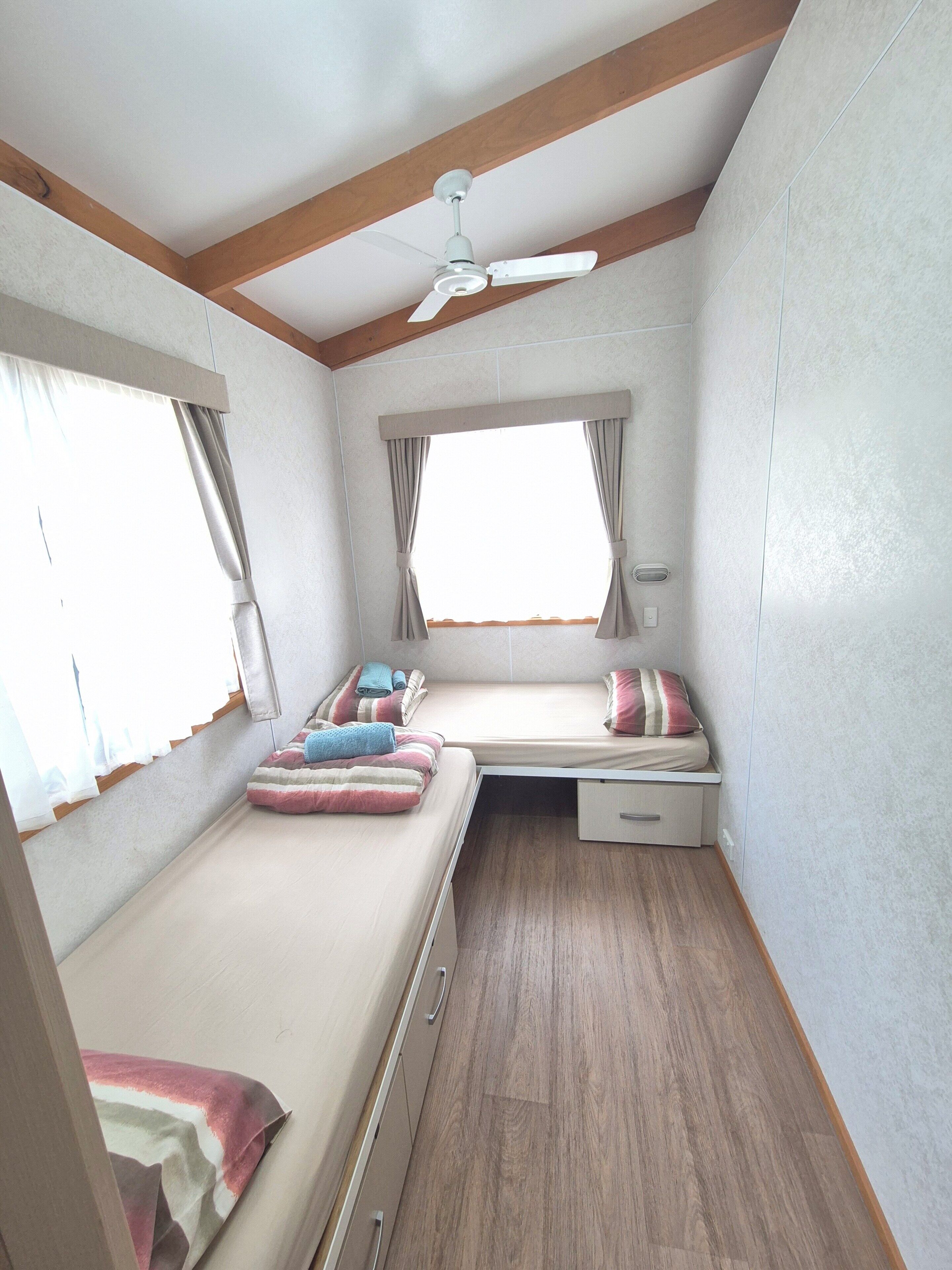 Cabaña básica (Deluxe Cabin)