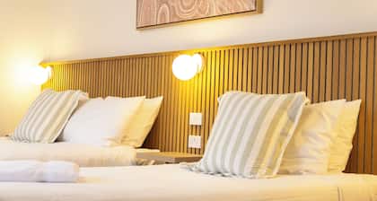 High Street Motel