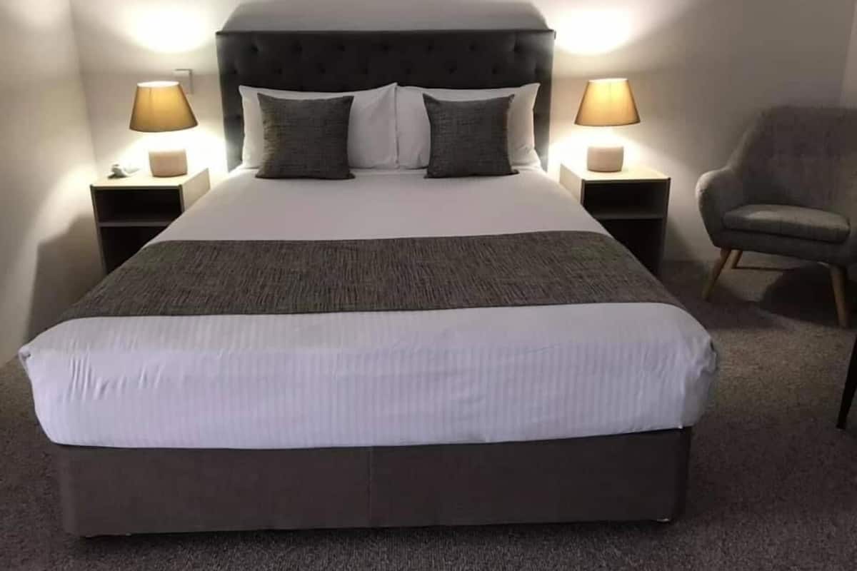 Individualmente mobiliados, escrivaninha