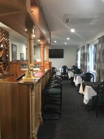 Bar (en el alojamiento)