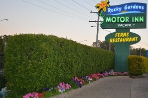 Exterior - Rocky Gardens Motor Inn (Allenstown)