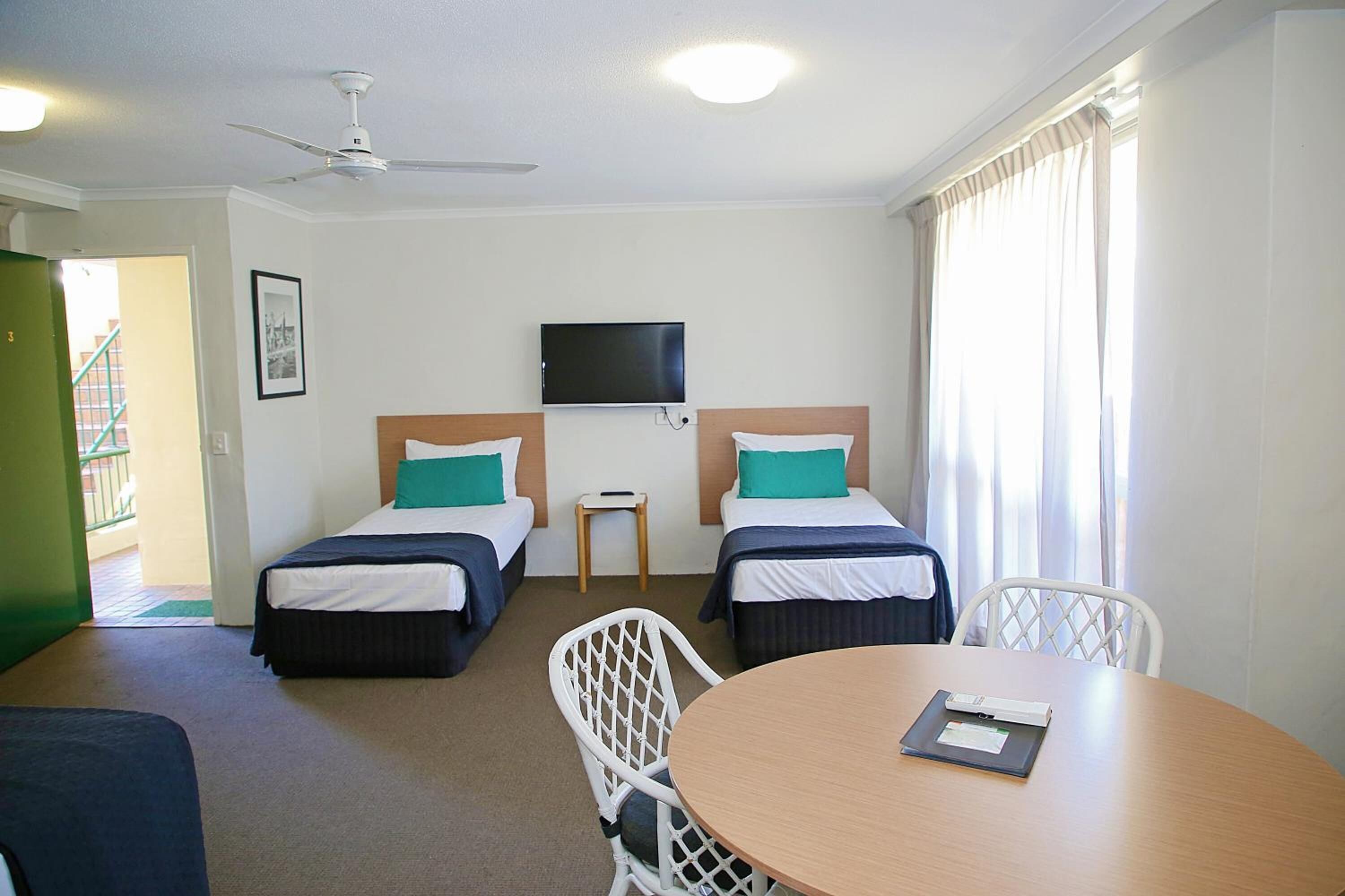 Photo - Darcy Arms Hotel Motel