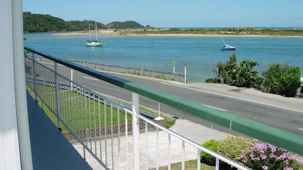 Unclassified image, 1 of 18, button - Tutukaka Coast Motor Lodge (Ngunguru)