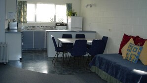 Unclassified image, 5 of 18, button - Tutukaka Coast Motor Lodge (Ngunguru)