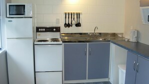 Unclassified image, 2 of 18, button - Tutukaka Coast Motor Lodge (Ngunguru)