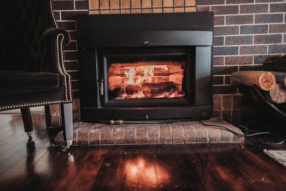 Lindsay House by null