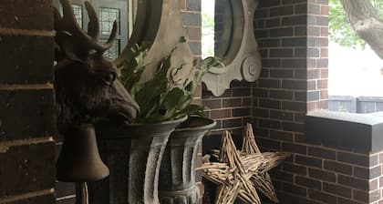 Lindsay House Guesthouse