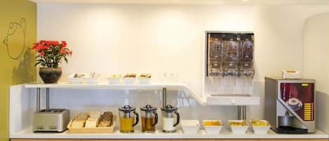 Colazione continentale, servita tutte le mattine (13 AUD a persona)
