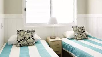 2 habitaciones, tabla de planchar con plancha y wifi gratis