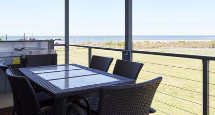 NRMA Victor Harbor Beachfront Holiday Park