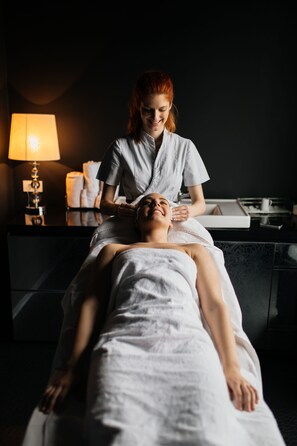 Behandlungsräume für Paare, Körperbehandlungen, Aromatherapie